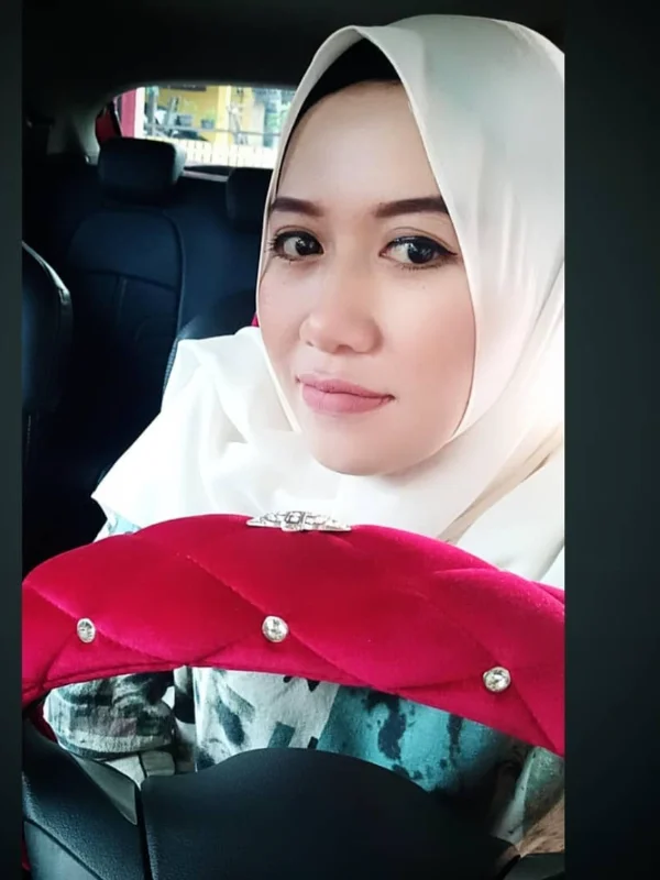 Henni Purnawanti